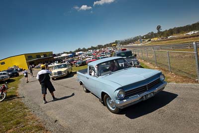 20-September-2009;Australia;Kurwongbah;Lakeside-Classic-Speed-Festival;Lakeside-Park;Lakeside-Raceway;QLD;Queensland;S14476;auto;classic;historic;motorsport;racing;showcase;sky;vintage;wide-angle