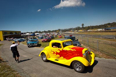 20-September-2009;Australia;Kurwongbah;Lakeside-Classic-Speed-Festival;Lakeside-Park;Lakeside-Raceway;QLD;Queensland;S10369;auto;classic;historic;motorsport;racing;showcase;sky;vintage;wide-angle