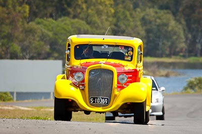 20-September-2009;Australia;Kurwongbah;Lakeside-Classic-Speed-Festival;Lakeside-Park;Lakeside-Raceway;QLD;Queensland;S10369;auto;classic;historic;motorsport;racing;showcase;super-telephoto;vintage