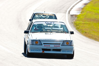 38;20-September-2009;Australia;Group-C-A;Historic-Touring-Cars;Kurwongbah;Lakeside-Classic-Speed-Festival;Lakeside-Park;Lakeside-Raceway;QLD;Queensland;auto;classic;historic;motorsport;racing;super-telephoto;vintage