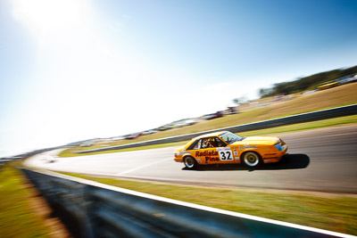 32;20-September-2009;Australia;Group-C-A;Historic-Touring-Cars;Kurwongbah;Lakeside-Classic-Speed-Festival;Lakeside-Park;Lakeside-Raceway;QLD;Queensland;Topshot;auto;classic;historic;motion-blur;motorsport;racing;sky;sun;vintage;wide-angle