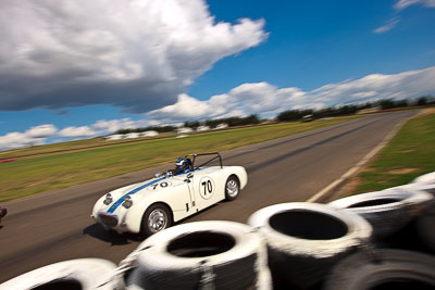 70;1960-Austin-Healey-Sprite-Mk-I;30-October-2009;Australia;FOSC;Festival-of-Sporting-Cars;Judith-Dorrell;NSW;New-South-Wales;Regularity;Wakefield-Park;auto;classic;historic;motion-blur;motorsport;racing;vintage;wide-angle