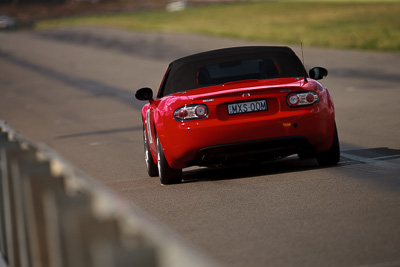 97;2005-Mazda-MX‒5;30-October-2009;Australia;FOSC;Festival-of-Sporting-Cars;John-Burgess;Mazda-MX‒5;Mazda-MX5;Mazda-Miata;NSW;New-South-Wales;Regularity;Wakefield-Park;auto;motorsport;racing;super-telephoto