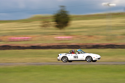 165;1989-Mazda-MX‒5;30-October-2009;Australia;Bob-West;FOSC;Festival-of-Sporting-Cars;Mazda-MX‒5;Mazda-MX5;Mazda-Miata;NSW;New-South-Wales;Regularity;Wakefield-Park;auto;motion-blur;motorsport;racing;super-telephoto