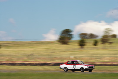 145;1972-Holden-Torana-XU‒1;30-October-2009;Australia;Cameron;FOSC;Festival-of-Sporting-Cars;NSW;New-South-Wales;Regularity;Wakefield-Park;auto;classic;historic;motion-blur;motorsport;racing;super-telephoto;vintage