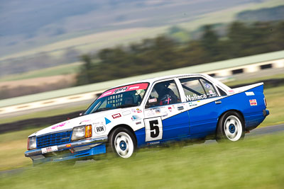 5;1979-Holden-Commodore-VB;31-October-2009;Australia;FOSC;Festival-of-Sporting-Cars;Marque-Sports;NSW;New-South-Wales;Rod-Wallace;Wakefield-Park;auto;classic;historic;motion-blur;motorsport;racing;super-telephoto;vintage