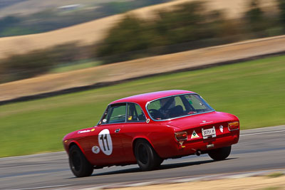 11;1970-Alfa-Romeo-GTV;31-October-2009;Australia;Colin-Wilson‒Brown;FOSC;Festival-of-Sporting-Cars;Group-S;NSW;New-South-Wales;Sports-Cars;Wakefield-Park;auto;classic;historic;motion-blur;motorsport;racing;super-telephoto;vintage
