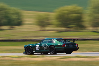 39;1977-Jaguar-XJS;31-October-2009;Australia;Bruce-Grant;FOSC;Festival-of-Sporting-Cars;Marque-Sports;NSW;New-South-Wales;Wakefield-Park;auto;classic;historic;motion-blur;motorsport;racing;super-telephoto;vintage