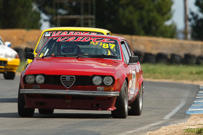 87;1976-Alfa-Romeo-Alfetta-GT;31-October-2009;Australia;FOSC;Festival-of-Sporting-Cars;George-Tillett;Marque-Sports;NSW;New-South-Wales;Wakefield-Park;auto;classic;historic;motorsport;racing;super-telephoto;vintage