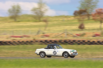 37;1967-MGB;31-October-2009;Australia;FOSC;Festival-of-Sporting-Cars;Leigh-Bowman;NSW;New-South-Wales;Regularity;Wakefield-Park;auto;classic;historic;motion-blur;motorsport;racing;super-telephoto;vintage