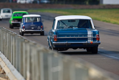 131;1964-Holden-EH;31-October-2009;Australia;Bob-Harris;FOSC;Festival-of-Sporting-Cars;Group-N;Historic-Touring-Cars;NSW;New-South-Wales;Wakefield-Park;auto;classic;historic;motorsport;racing;super-telephoto;vintage