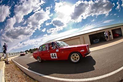 44;1972-Volvo-164-E;31-October-2009;Australia;FOSC;Festival-of-Sporting-Cars;Group-N;Historic-Touring-Cars;NSW;New-South-Wales;Vince-Harmer;Wakefield-Park;auto;classic;fisheye;historic;motorsport;racing;vintage
