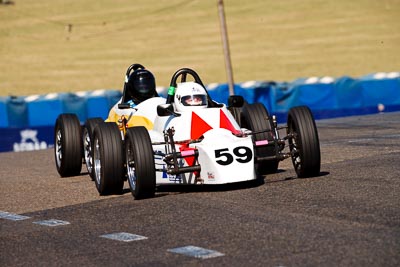 59;1-November-2009;Australia;Bruce-Pearce;Lepton-V79;NSW;NSW-State-Championship;NSWRRC;Narellan;New-South-Wales;Oran-Park-Raceway;auto;motorsport;racing;super-telephoto