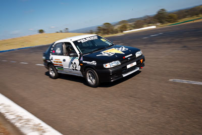 32;1-November-2009;Australia;Geoff-Fear;Improved-Production;NSW;NSW-State-Championship;NSWRRC;Narellan;New-South-Wales;Nissan-Pulsar-N14-SSS;Oran-Park-Raceway;auto;motorsport;racing;wide-angle