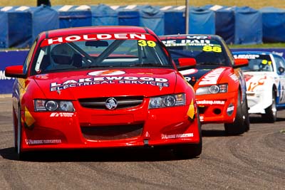 39;1-November-2009;Australia;Holden-Commodore-VT;Improved-Production;John-McKenzie;NSW;NSW-State-Championship;NSWRRC;Narellan;New-South-Wales;Oran-Park-Raceway;auto;motorsport;racing;telephoto