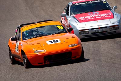 19;1-November-2009;Australia;Mazda-MX‒5;Mazda-MX5;Mazda-Miata;NSW;NSW-State-Championship;NSWRRC;Narellan;New-South-Wales;Oran-Park-Raceway;Peter-Lacey;Production-Sports-Cars;Robin-Lacey;auto;motorsport;racing;super-telephoto