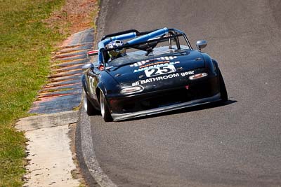 25;1-November-2009;Australia;Henri-Van-Roden;Mazda-MX‒5;Mazda-MX5;Mazda-Miata;NSW;NSW-State-Championship;NSWRRC;Narellan;New-South-Wales;Oran-Park-Raceway;Production-Sports-Cars;auto;motorsport;racing;super-telephoto