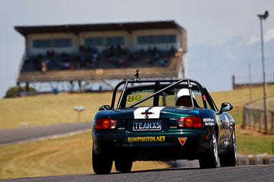 98;1-November-2009;Australia;Matilda-Mravicic;Mazda-MX‒5;Mazda-MX5;Mazda-Miata;NSW;NSW-State-Championship;NSWRRC;Narellan;New-South-Wales;Nick-Martinenko;Oran-Park-Raceway;Production-Sports-Cars;auto;motorsport;racing;super-telephoto