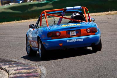 32;1-November-2009;Andrew-Thomas;Australia;Mazda-MX‒5;Mazda-MX5;Mazda-Miata;Mike-Calcutt;NSW;NSW-State-Championship;NSWRRC;Narellan;New-South-Wales;Oran-Park-Raceway;Production-Sports-Cars;auto;motorsport;racing;super-telephoto