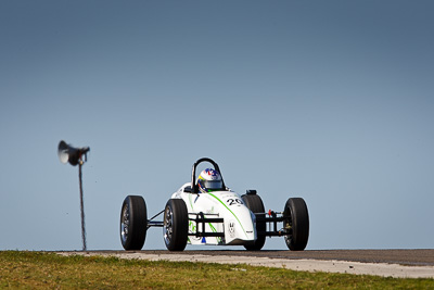 20;1-November-2009;Australia;Daniel-Westcott;Jacer-F2K5;NSW;NSW-State-Championship;NSWRRC;Narellan;New-South-Wales;Oran-Park-Raceway;auto;motorsport;racing;super-telephoto