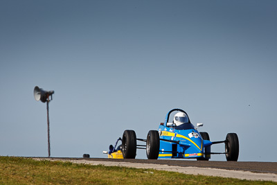 5;1-November-2009;Australia;David-Holland;Formula-Ford;NSW;NSW-State-Championship;NSWRRC;Narellan;New-South-Wales;Oran-Park-Raceway;Reynard;auto;motorsport;racing;super-telephoto