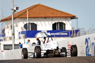 31;1-November-2009;Australia;Formula-Ford;NSW;NSW-State-Championship;NSWRRC;Narellan;New-South-Wales;Oran-Park-Raceway;Ryan-Campbell;Van-Dieman;auto;motorsport;racing;super-telephoto