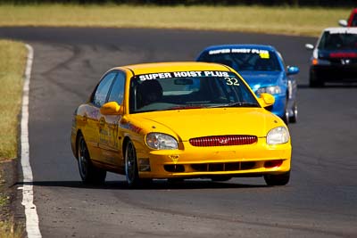 32;21-March-2010;Australia;Hyundai-Sonata;James-Flanagan;Morgan-Park-Raceway;Production-Cars;QLD;Queensland;Warwick;auto;motorsport;racing;super-telephoto