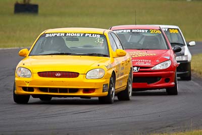 32;21-March-2010;Australia;Hyundai-Sonata;James-Flanagan;Morgan-Park-Raceway;Production-Cars;QLD;Queensland;Warwick;auto;motorsport;racing;super-telephoto