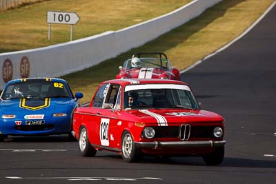 120;2-April-2010;Australia;BMW-2002;Bathurst;Bruce-Forsyth;FOSC;Festival-of-Sporting-Cars;Historic-Touring-Cars;Mt-Panorama;NSW;New-South-Wales;auto;classic;motorsport;racing;super-telephoto;vintage