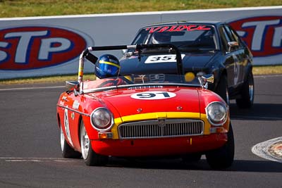 91;1970-MGB-Roadster;2-April-2010;Australia;Bathurst;FOSC;Festival-of-Sporting-Cars;Historic-Sports-Cars;Mt-Panorama;NSW;New-South-Wales;Steve-Dunne‒Contant;auto;classic;motorsport;racing;super-telephoto;vintage