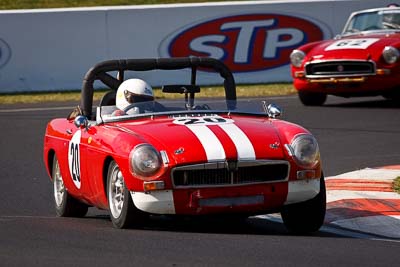 20;1964-MGB;2-April-2010;Australia;Bathurst;Bret-McManus;FOSC;Festival-of-Sporting-Cars;Historic-Sports-Cars;Mt-Panorama;NSW;New-South-Wales;auto;classic;motorsport;racing;super-telephoto;vintage