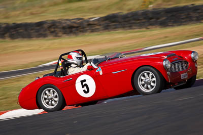 5;1959-Austin-Healey-3000;2-April-2010;29368H;Australia;Bathurst;FOSC;Festival-of-Sporting-Cars;Historic-Sports-Cars;Laurie-Sellers;Mt-Panorama;NSW;New-South-Wales;auto;classic;motorsport;racing;super-telephoto;vintage