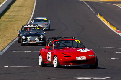 23;1991-Mazda-MX‒5;2-April-2010;Australia;Bathurst;FOSC;Festival-of-Sporting-Cars;Marque-Sports;Mazda-MX‒5;Mazda-MX5;Mazda-Miata;Mt-Panorama;NSW;New-South-Wales;Steve-Head;auto;motorsport;racing;super-telephoto