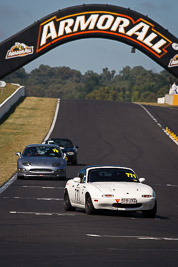 771;1993-Mazda-MX‒5;2-April-2010;519JXG;Australia;Bathurst;FOSC;Festival-of-Sporting-Cars;Marque-Sports;Mazda-MX‒5;Mazda-MX5;Mazda-Miata;Mt-Panorama;NSW;New-South-Wales;Paul-Chapman;auto;motorsport;racing;super-telephoto