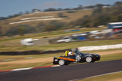 82;1991-Mazda-MX‒5;2-April-2010;Australia;Bathurst;FOSC;Festival-of-Sporting-Cars;Greg-Quince;Marque-Sports;Mazda-MX‒5;Mazda-MX5;Mazda-Miata;Mt-Panorama;NSW;New-South-Wales;auto;motion-blur;motorsport;racing;telephoto