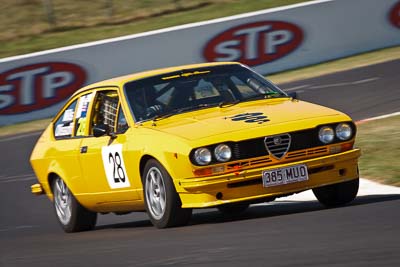 128;1977-Alfa-Romeo-Alfetta-GTV;2-April-2010;385MUO;Australia;Bathurst;FOSC;Festival-of-Sporting-Cars;Improved-Production;Mt-Panorama;NSW;New-South-Wales;Simon-Mills;auto;motorsport;racing;super-telephoto