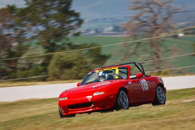 119;1992-Mazda-MX‒5;2-April-2010;Australia;Bathurst;FOSC;Festival-of-Sporting-Cars;Mazda-MX‒5;Mazda-MX5;Mazda-Miata;Mt-Panorama;NSW;New-South-Wales;Peter-Price;Regularity;auto;motorsport;racing;super-telephoto