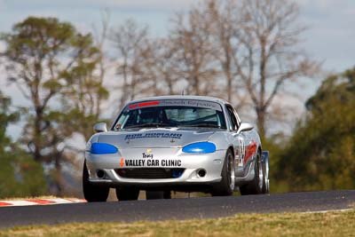 84;2-April-2010;2003-Mazda-MX‒5-SE;Anthony-Bonanno;Australia;Bathurst;FOSC;Festival-of-Sporting-Cars;Marque-Sports;Mazda-MX‒5;Mazda-MX5;Mazda-Miata;Mt-Panorama;NSW;New-South-Wales;auto;motorsport;racing;super-telephoto