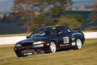 901;1993-Nissan-Skyline-R32-GTR;2-April-2010;Andrew-Suffell;Australia;Bathurst;FOSC;Festival-of-Sporting-Cars;Improved-Production;Mt-Panorama;NSW;New-South-Wales;auto;motorsport;racing;super-telephoto