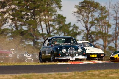 44;1964-Jaguar-Mk-II;2-April-2010;25293H;Australia;Bathurst;FOSC;Festival-of-Sporting-Cars;Mt-Panorama;NSW;New-South-Wales;Regularity;Tim-Mallyon;auto;motorsport;racing;super-telephoto