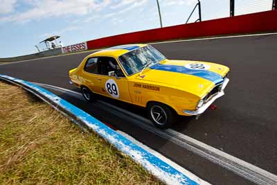 89;1972-Holden-Torana-XU‒1;3-April-2010;Australia;Bathurst;FOSC;Festival-of-Sporting-Cars;Historic-Touring-Cars;John-Harrison;Mt-Panorama;NSW;New-South-Wales;auto;classic;motorsport;racing;vintage;wide-angle