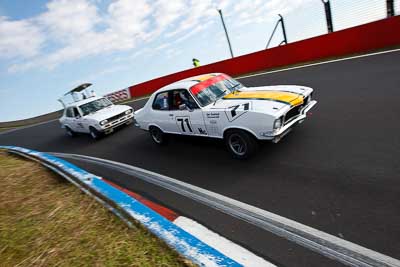 71;1972-Holden-Torana-XU‒1;3-April-2010;Australia;Bathurst;FOSC;Festival-of-Sporting-Cars;Historic-Touring-Cars;Ian-Sawtell;Mt-Panorama;NSW;New-South-Wales;auto;classic;motorsport;racing;vintage;wide-angle