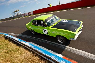 23;1972-Holden-Torana-XU‒1;3-April-2010;Australia;Bathurst;Bill-Campbell;FOSC;Festival-of-Sporting-Cars;Historic-Touring-Cars;Mt-Panorama;NSW;New-South-Wales;auto;classic;motorsport;racing;vintage;wide-angle