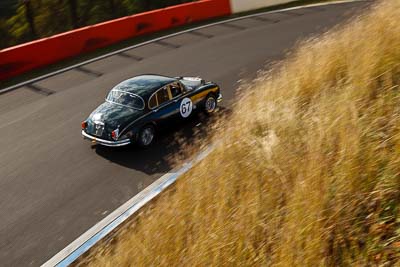 67;1964-Jaguar-Mk-II;3-April-2010;Australia;Bathurst;FOSC;Festival-of-Sporting-Cars;Historic-Touring-Cars;Mt-Panorama;NSW;New-South-Wales;Victor-Waterhouse;auto;classic;motorsport;racing;vintage;wide-angle