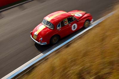 8;1961-Jaguar-Mk-II;3-April-2010;Australia;Bathurst;FOSC;Festival-of-Sporting-Cars;Historic-Touring-Cars;Lionel-Walker;Mt-Panorama;NSW;New-South-Wales;auto;classic;motion-blur;motorsport;racing;vintage;wide-angle