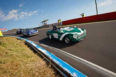311;1967-Datsun-Fairlady;3-April-2010;Andre-Breit;Australia;Bathurst;FOSC;Festival-of-Sporting-Cars;Historic-Sports-Cars;Mt-Panorama;NSW;New-South-Wales;auto;classic;motorsport;racing;vintage;wide-angle