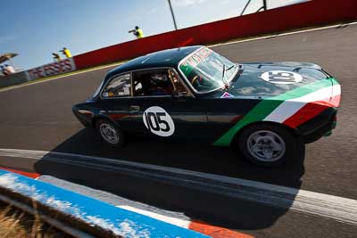 105;1974-Alfa-Romeo-GTV-2000;3-April-2010;Australia;Bathurst;FOSC;Festival-of-Sporting-Cars;Historic-Sports-Cars;John-Carson;Mt-Panorama;NSW;New-South-Wales;S17118;auto;classic;motorsport;racing;vintage;wide-angle