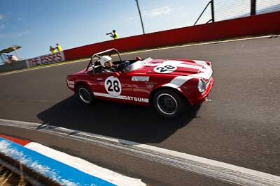 28;1968-Datsun-2000-Sports;3-April-2010;Australia;Bathurst;FOSC;Festival-of-Sporting-Cars;Historic-Sports-Cars;Jason-Lea;Mt-Panorama;NSW;New-South-Wales;auto;classic;motorsport;racing;vintage;wide-angle