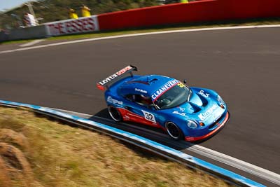 32;2000-Lotus-Elise;3-April-2010;Australia;Bathurst;David-Mackie;FOSC;Festival-of-Sporting-Cars;Marque-Sports;Mt-Panorama;NSW;New-South-Wales;auto;motorsport;racing;wide-angle