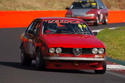 87;1976-Alfa-Romeo-Alfetta-GT;3-April-2010;Australia;Bathurst;FOSC;Festival-of-Sporting-Cars;George-Tillett;Improved-Production;Mt-Panorama;NSW;New-South-Wales;auto;motorsport;racing;super-telephoto